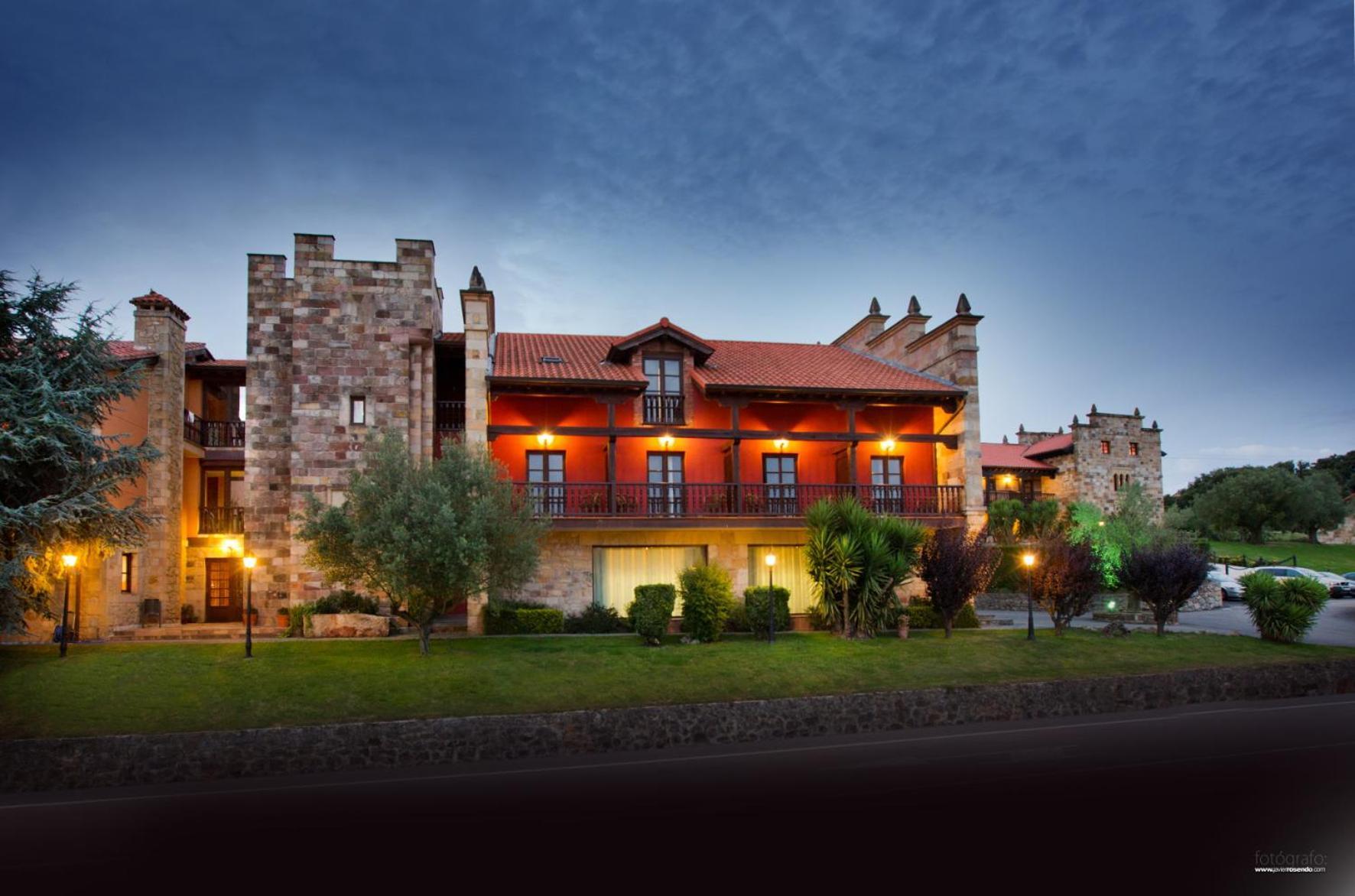 Hotel Spa San Marcos Santillana del Mar Exterior photo